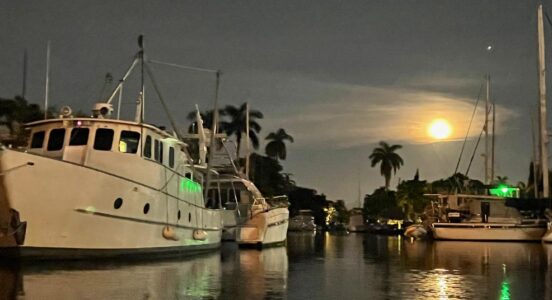 full moon yacht rental fort lauderdale