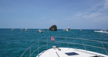 yacht charter to Bimini