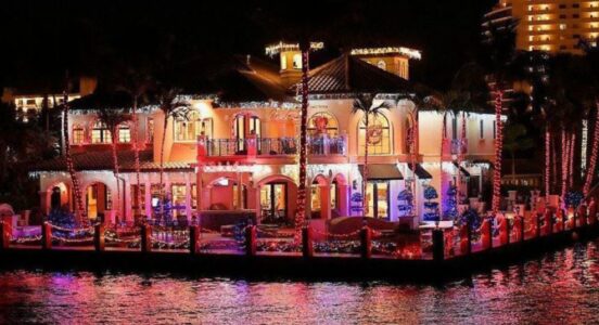 Fort Lauderdale Holiday Lights Cruise