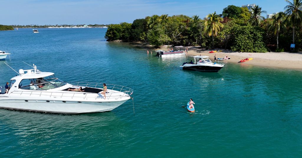 Winter in Paradise Fort Lauderdale Yacht Charter
