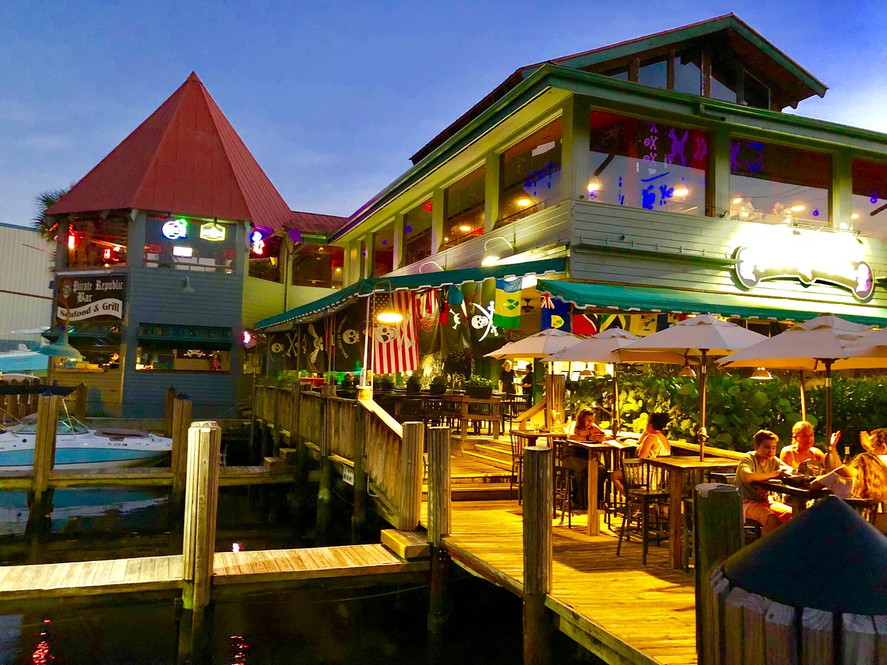 Pirate Republic Seafood Restaurant