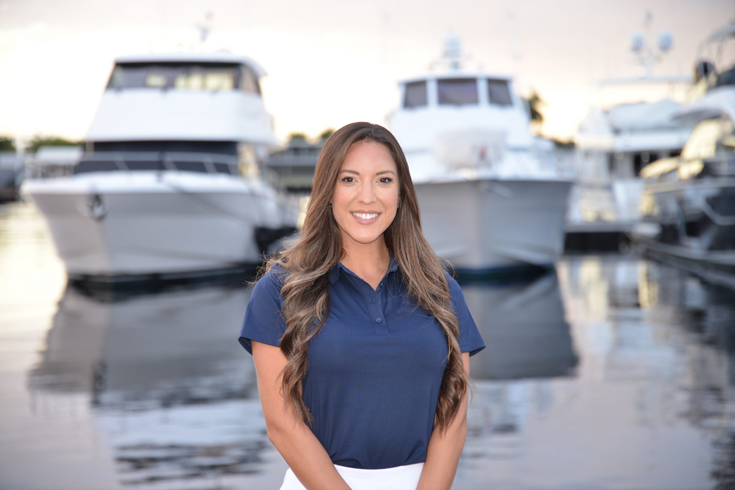 Professional Stewardess Perfect Yacht Charter