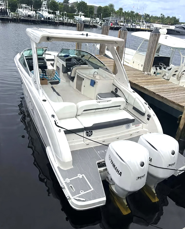 33ft regal open deck boat rental