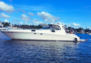 yacht charter in Fort Lauderdale
