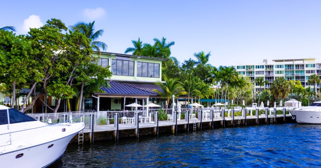 dock and dine boat charter fort lauderdale Nautical Yacht Charters